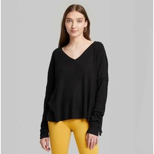 Wild Fable Womens Plus Long Sleeve V-Neck Cozy Rib T-Shirt Black Size 4X